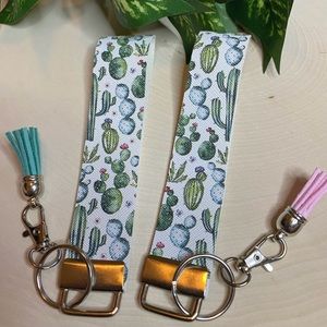 Summer Cactus Print Faux Leather Keychain (price is for 1)